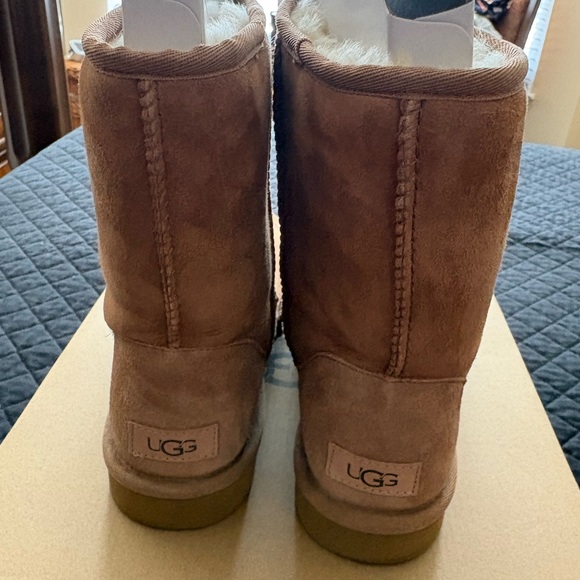 UGG Classic Tan Suede Footwear - Picture 11 of 11